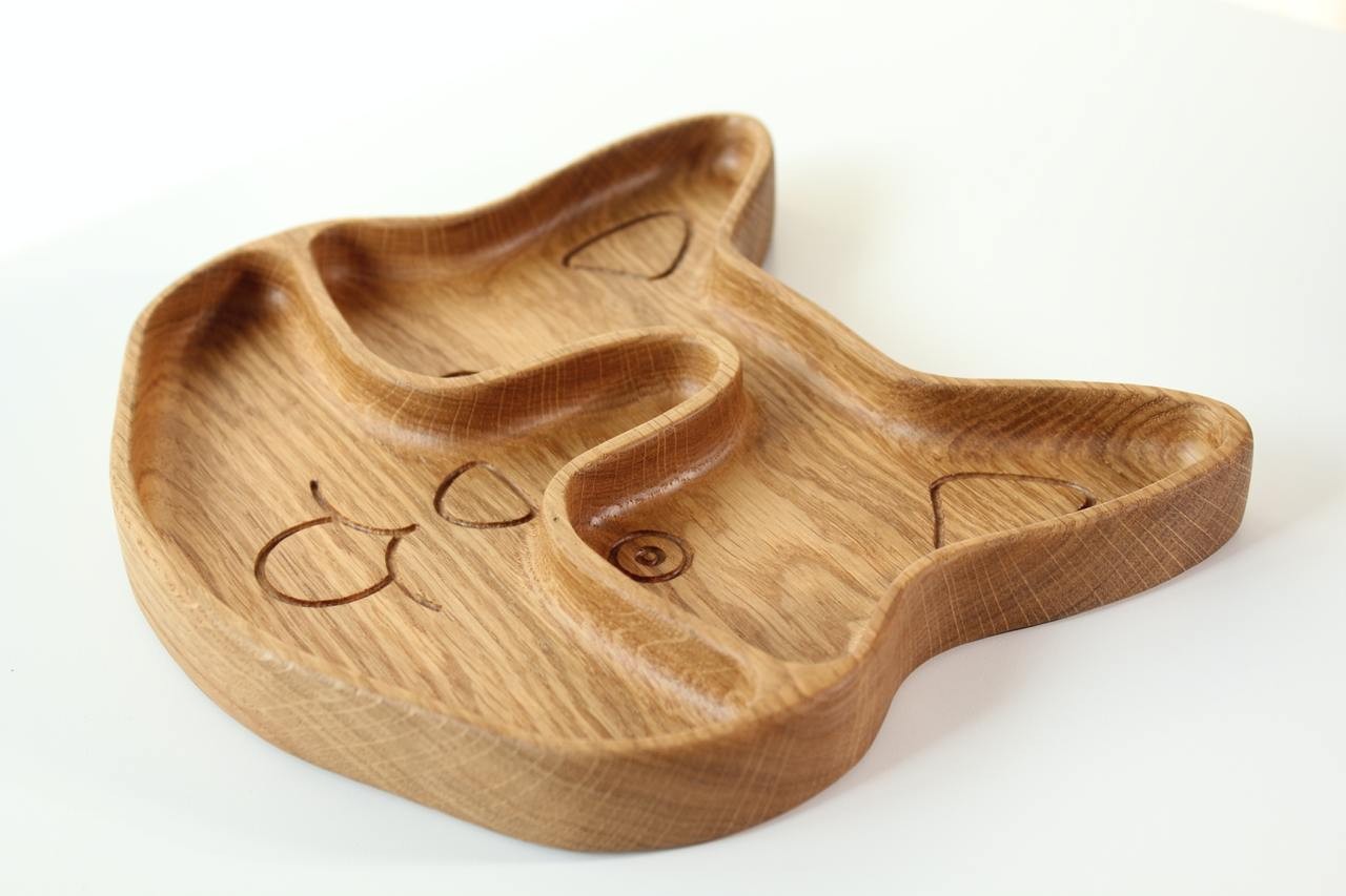 functional wooden corgi plate for kids with two food sections, made of smooth oak, safe and practical for meals