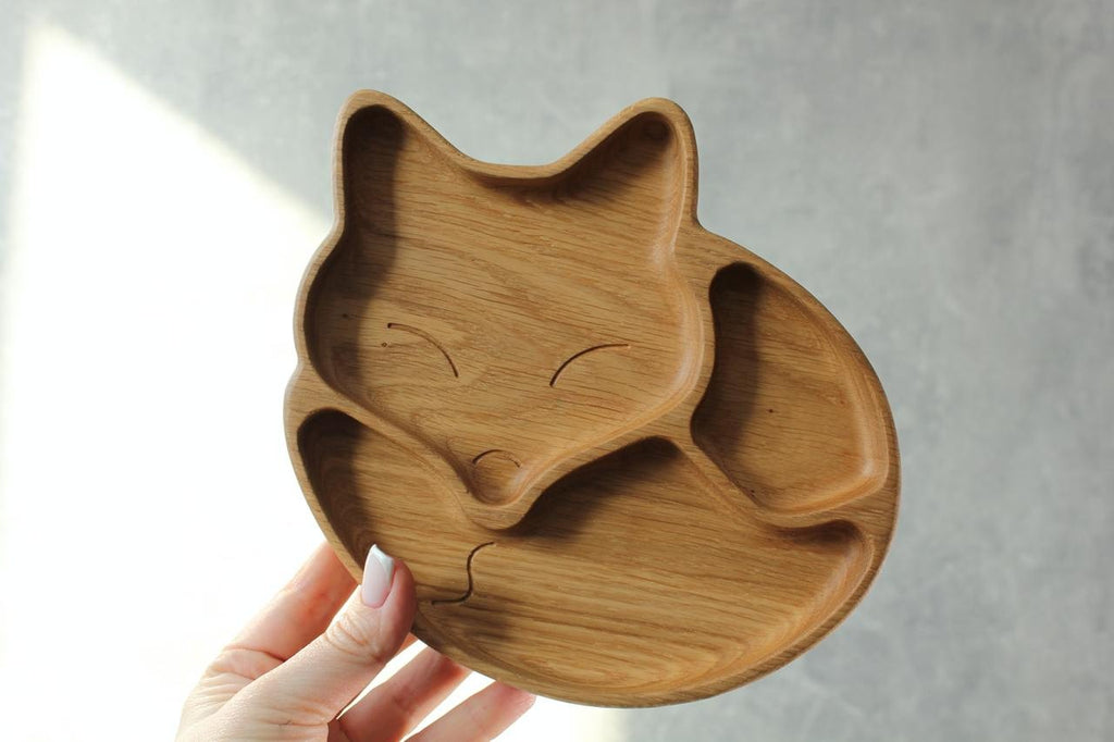 bold fox-themed wooden kids plate with 3 sections, hand-polished oak, natural and safe for baby meals