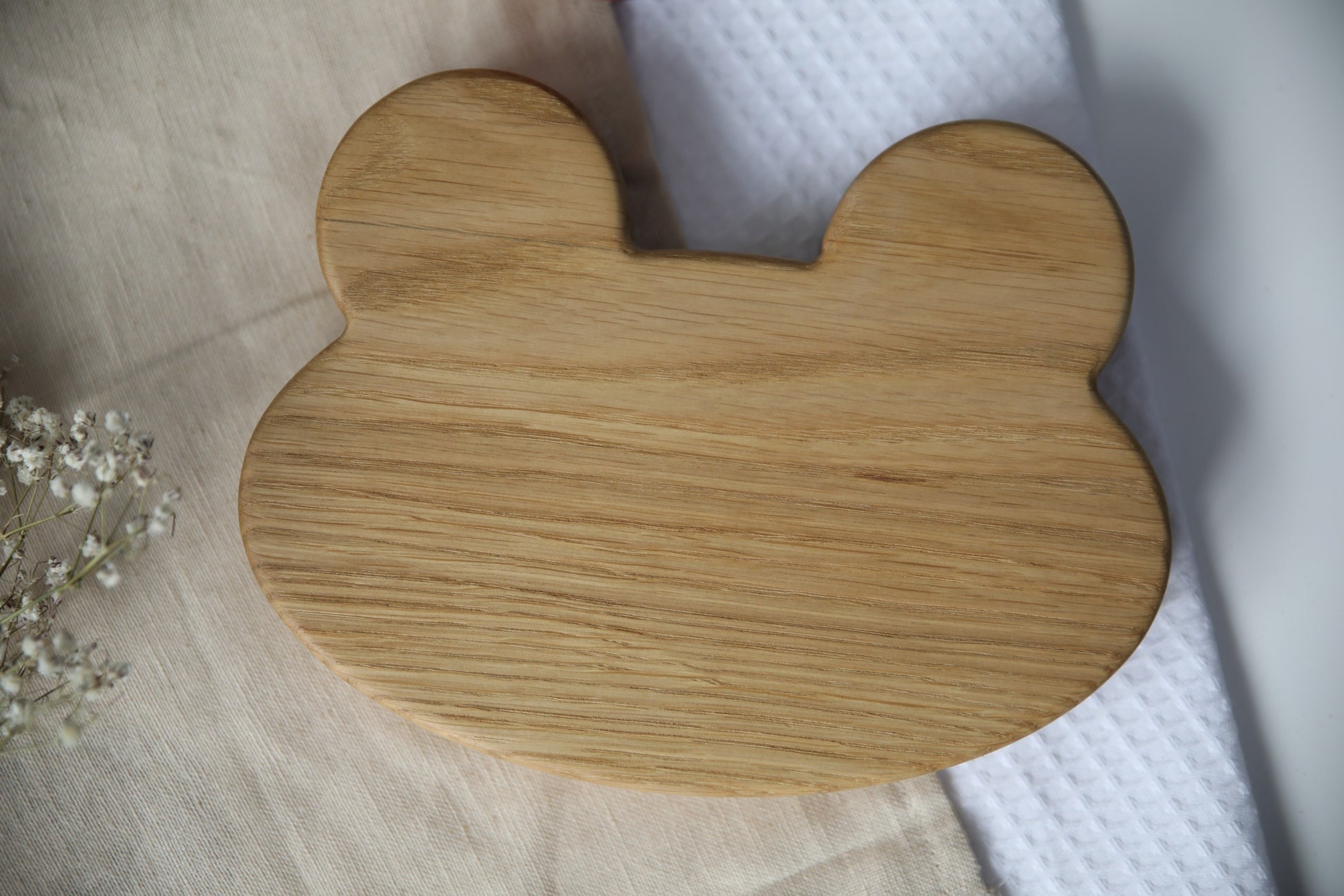 elegant handmade oak frog plate for kids with smooth polished surface and optional engraving
