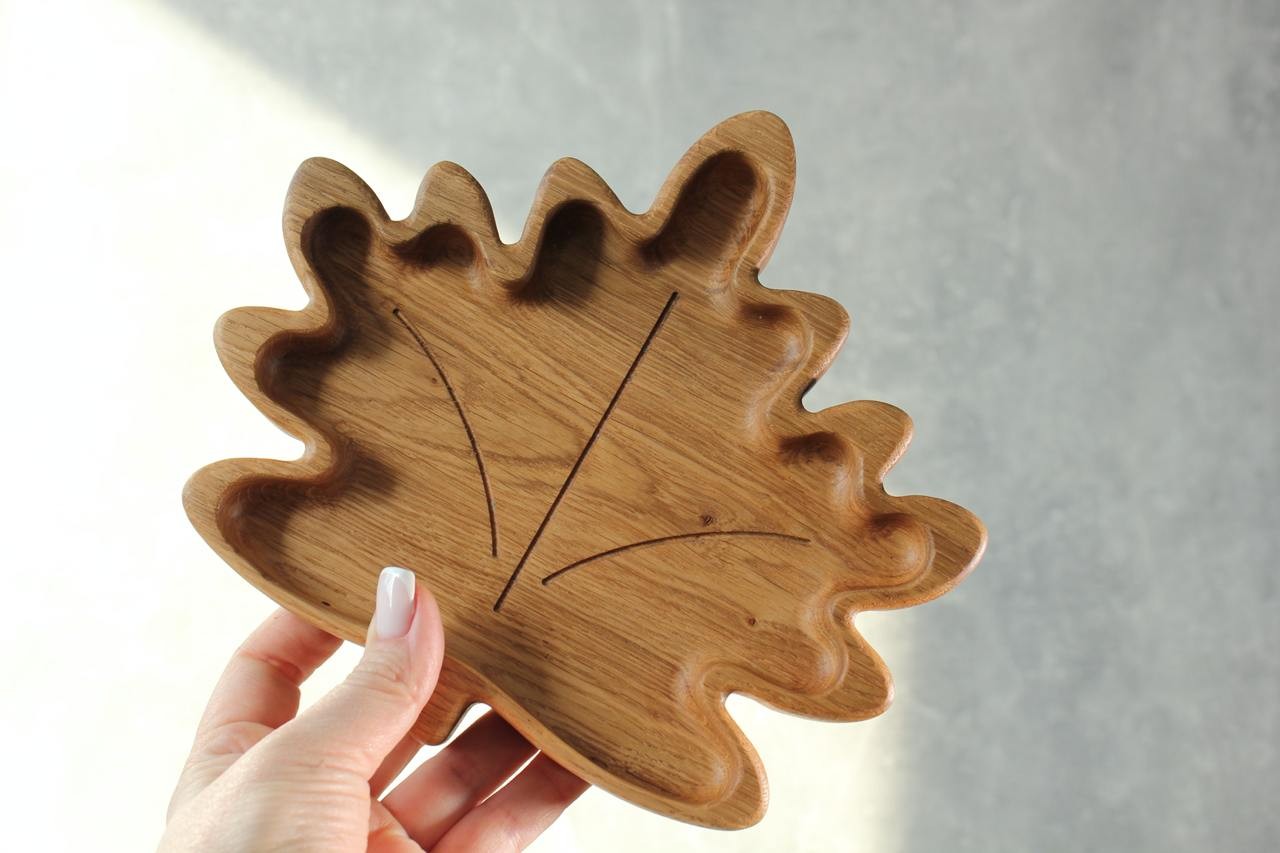 handcrafted maple leaf wooden plate for kids - natural oak, smooth finish, eco-friendly baby gift