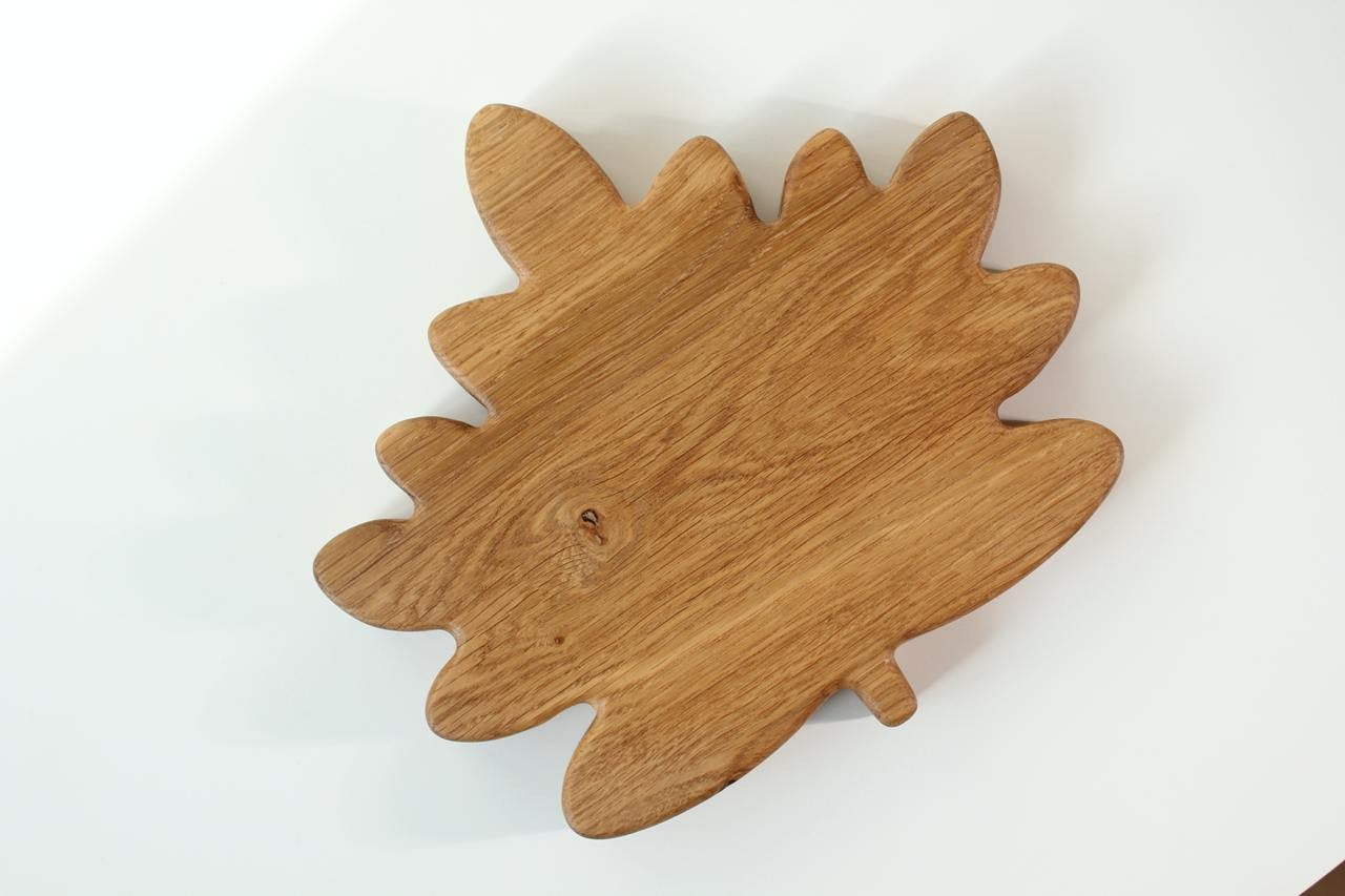 elegant maple leaf wooden plate for kids, hand-polished oak with smooth finish, gift-ready on neutral linen