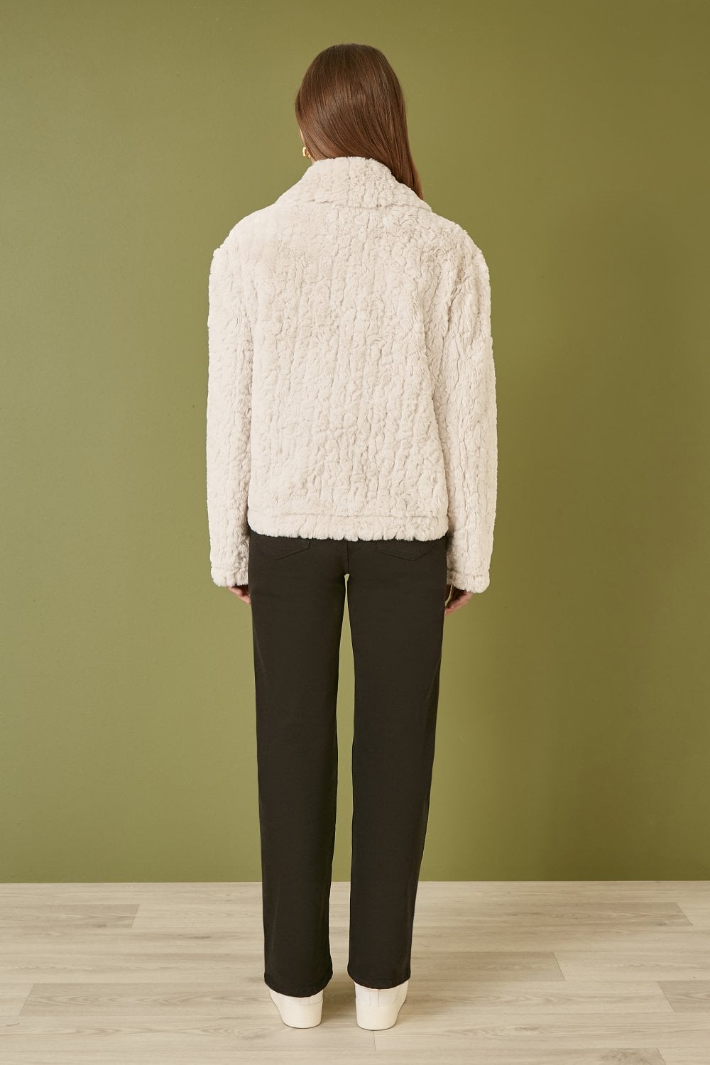 Yumi Cream Luxe Textured Faux Fur Jacket With Pockets