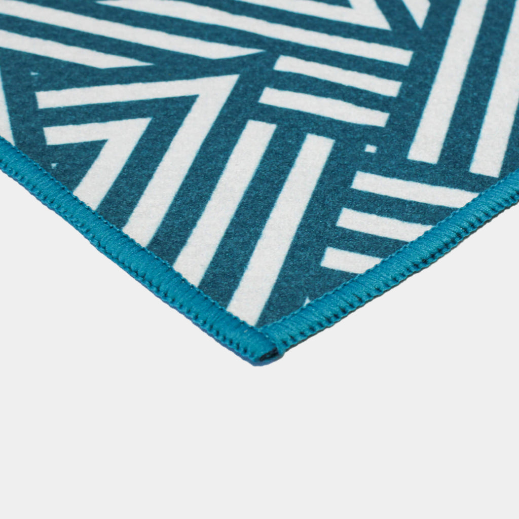 ZigZag Magnetic Golf Towel