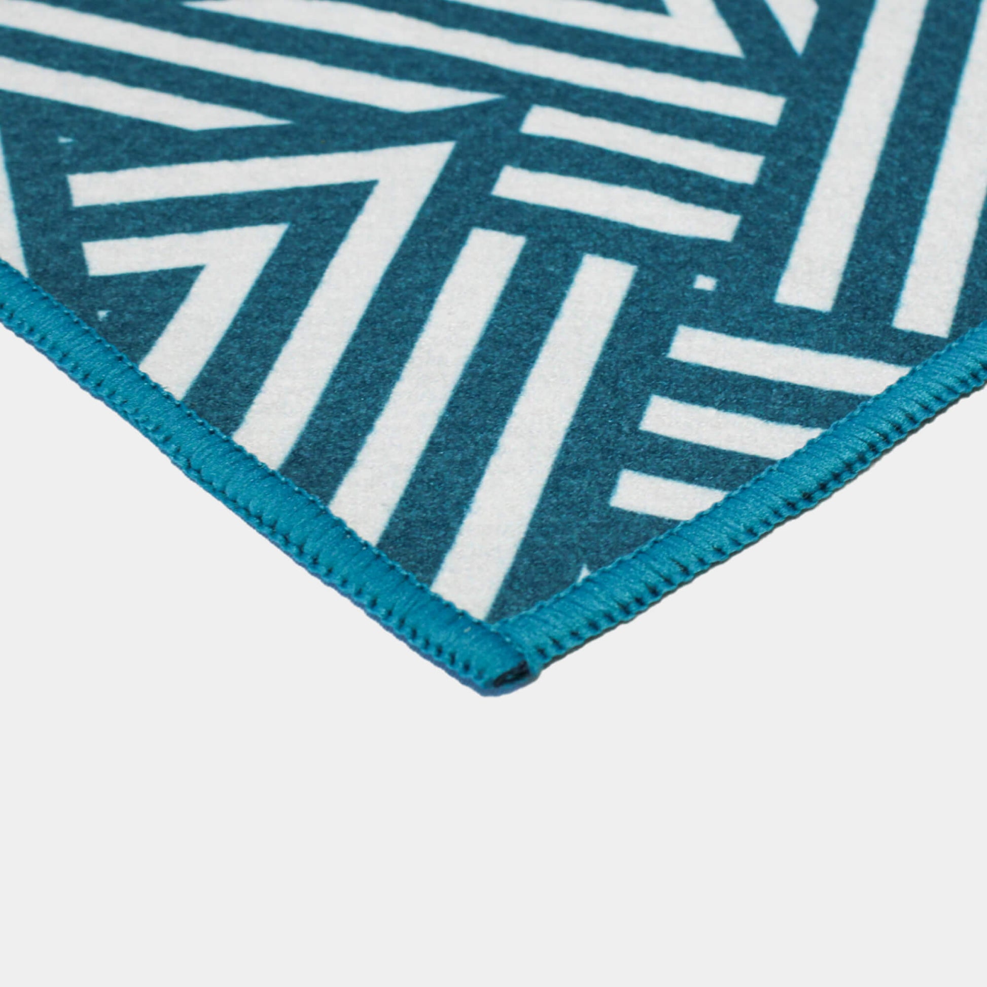 ZigZag Magnetic Golf Towel